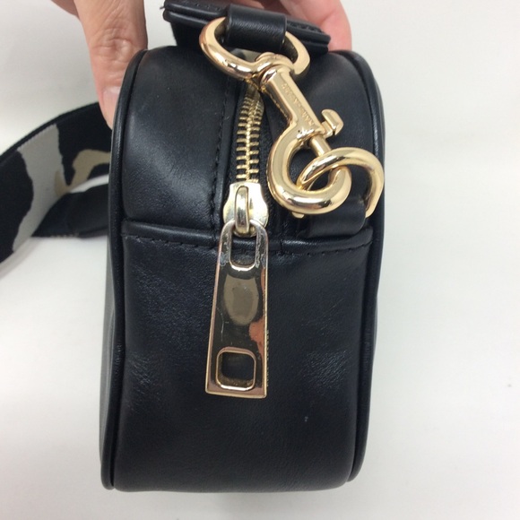 Marc Jacobs Signet Flash Black Smooth Leather Camo Camera Crossbody Bag - Picture 11 of 16